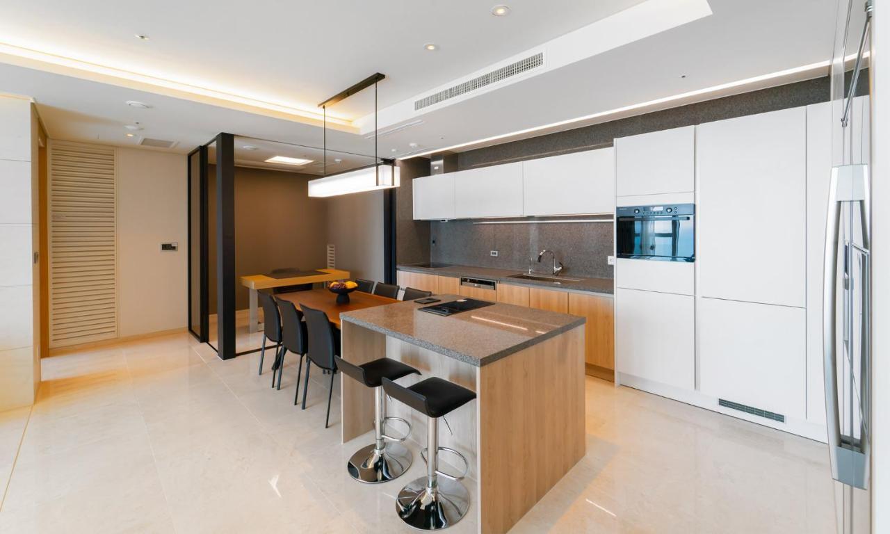 Grand Lct Residence Busan Esterno foto