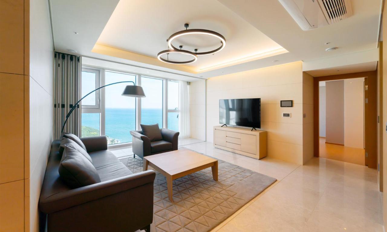 Grand Lct Residence Busan Esterno foto