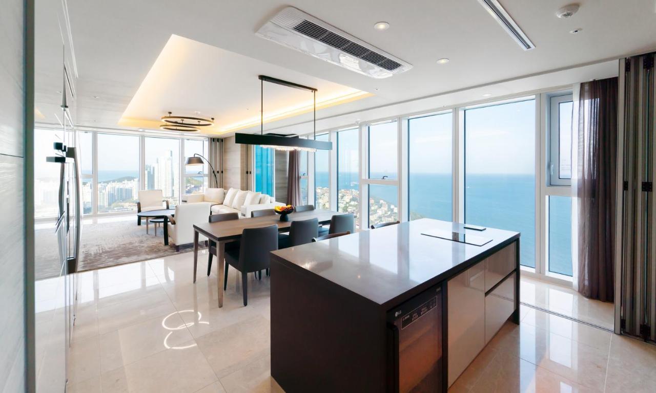 Grand Lct Residence Busan Esterno foto