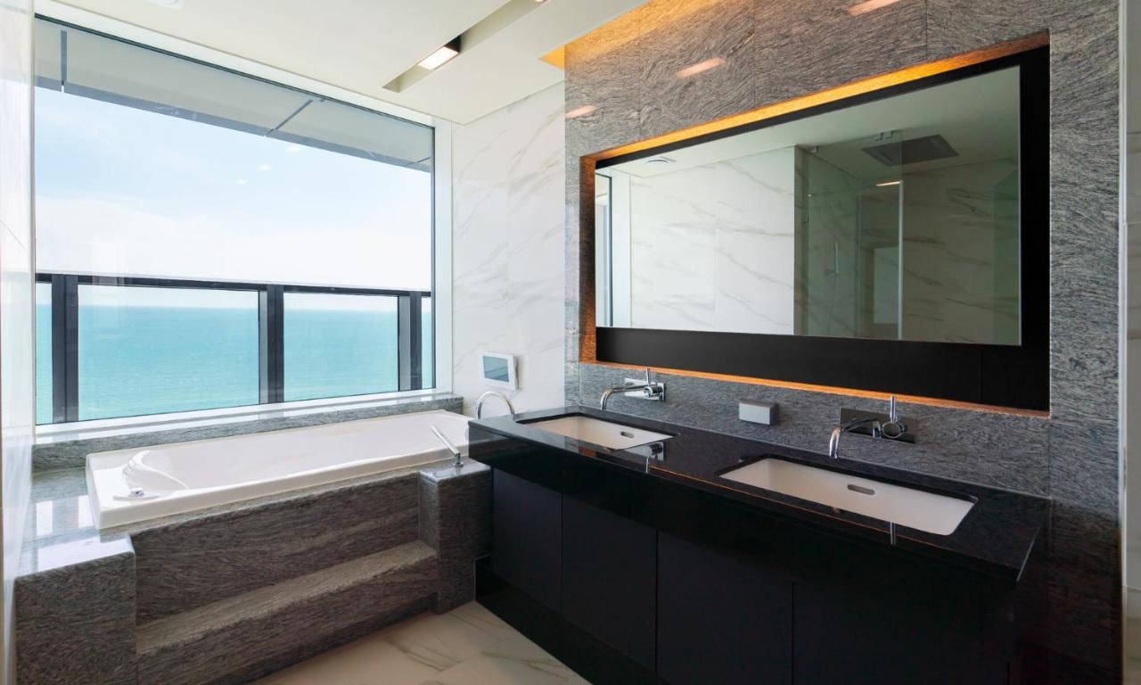 Grand Lct Residence Busan Esterno foto